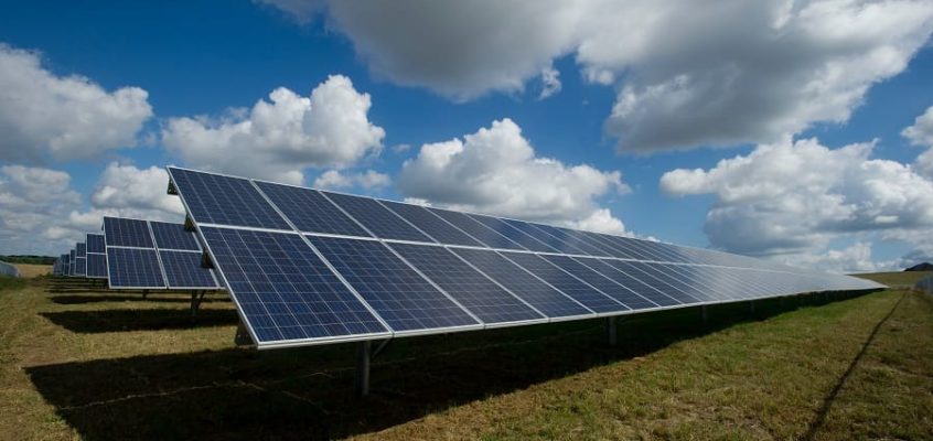 Energía solar: Qué es, cómo funciona, tipos y sus ventajas